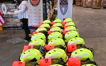 Embajada de los Estados Unidos en Panamá y Equipo de Asuntos Civiles del Ejército de EE. UU. donan equipo de rescate y materiales de construcción para apoyar a la organización panameña de búsqueda y rescate