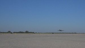 Three-plane minimal interval takeoff