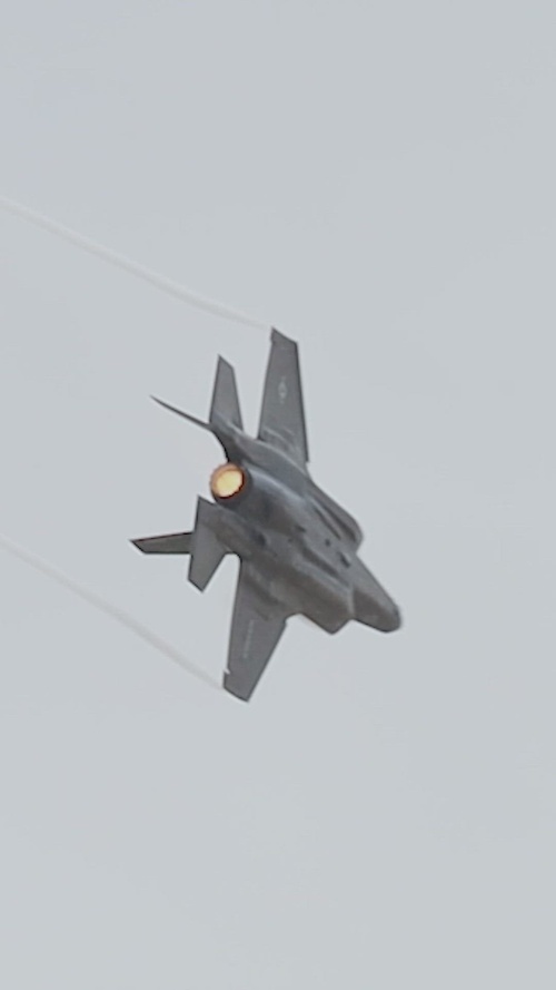 America’s Air Show 2025: F-35B Lightning II Demo