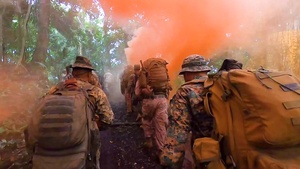 Infantes de Marina de EE. UU. y miembros de la seguridad panameña se gradúan del primer Curso Combinado de Orientación en la Selva