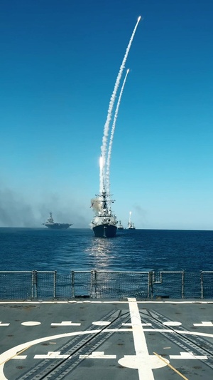 USS Donald Cook (DDG 75) Conducts SM-2 Shot During the Titans of the Sea Presidential Review