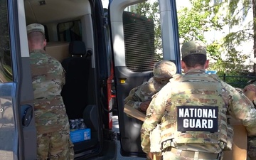 Soldiers provide a presence patrol in the National Mall