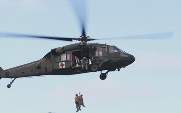 Combined Jungle Operations Training Course Medevac training
