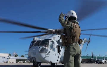 U.S. Marines with HMH-461 conduct carrier qualifications aboard USS Arlington