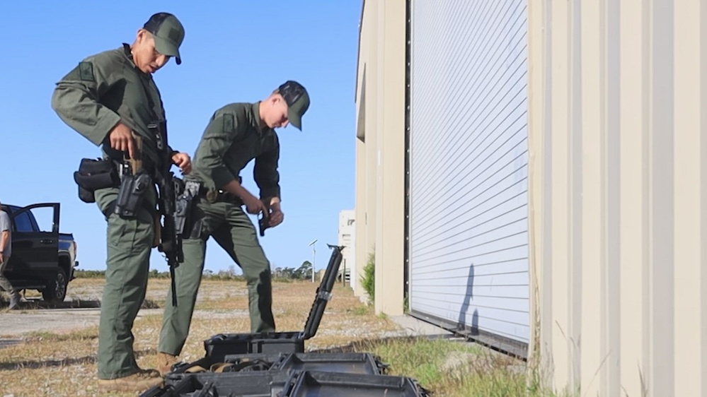 DVIDS - Video - MCAS Cherry Point SRT - Close Quarters Combat Exercises