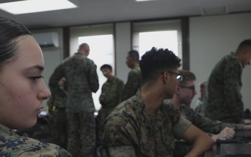 MCAS Iwakuni Marines and JGSDF members use virtual battlespace simulator