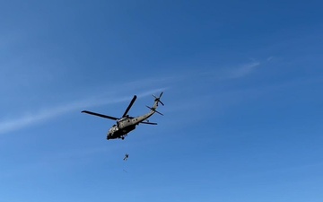 BLACKHAWK LIVE HOIST CASUALTY RECOVERY TRAINING