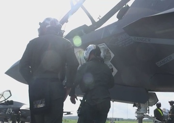 VMFA-225 conducts flight operations in Puerto Rico