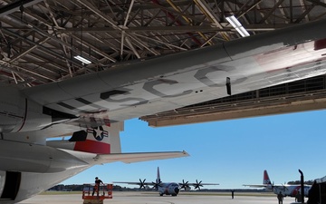 B-Roll: Coast Guard rescues 5 people from sinking sailboat off Cape Hatteras
