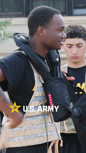 USARPAC Best Squad conducts helocast simulation training