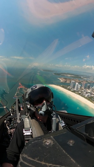 Cockpit Footage: F-22 Raptor Slow Speed Pass at Miami Beach