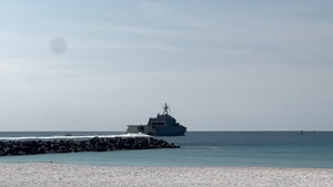 USS Pierre Departs Panama City After Commissioning