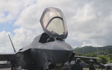 VMFA-225 conducts flight operations in Puerto Rico