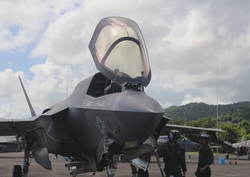 VMFA-225 conducts flight operations in Puerto Rico