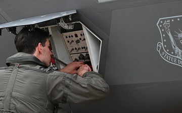 F-35’s receive hot pit refueling at Ramstein AB for first time B-Roll