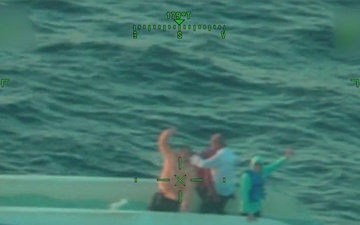 Coast Guard rescues 4 people from capsized boat off Clearwater