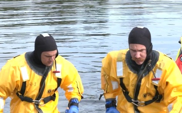 Fort McCoy Fire Department Scuba training
