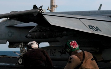USS Gerald R. Ford (CVN 78) Night Flight Operations