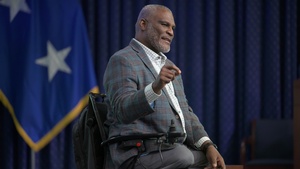 DLA Warfighter Talk #9 Col. (Ret.) Gregory D. Gadson