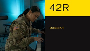 MOS 42R – Musician