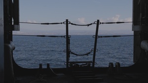 11th MEU Marines, Sailors Conduct Ship to Shore Movement