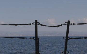 11th MEU Marines, Sailors Conduct Ship to Shore Movement