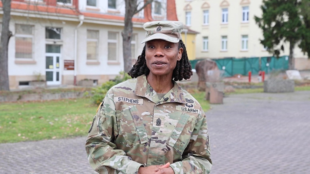 DVIDS - Video - Command Sgt. Maj. Teneka Stephens Holiday Greeting