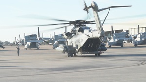 Steel Knight 25 B-Roll: 1st Recon Marines helocast from CH-53E Super Stallion