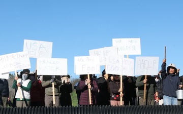 1st Bn., 5th Marines reinforces simulated embassy during Steel Knight 25