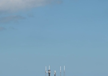 Starlink 10-37 mission launches from CCSFS