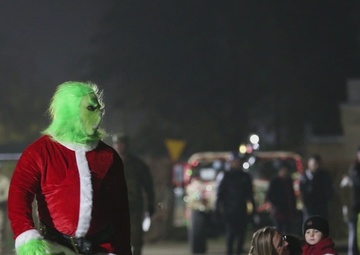 Powidz tree lighting B-roll