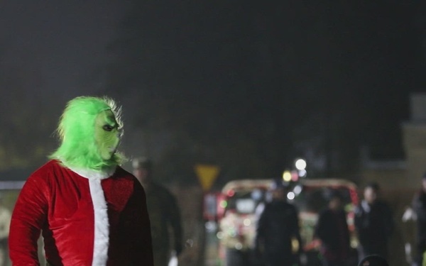 Powidz tree lighting B-roll