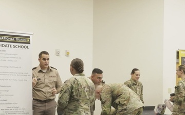 Arizona National Guardsmen Attend Guard Your Future