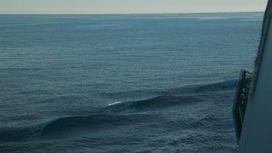 11th MEU Marines, BOXARG Sailors Conduct Ship to Shore Movement