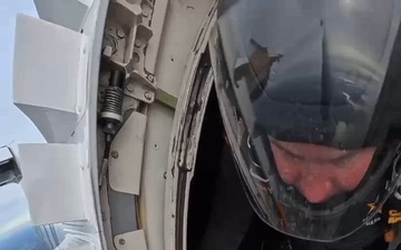 U.S. Army Golden Knights drop in to M&amp;T Bank Stadium ahead of 2025 Army Navy Game