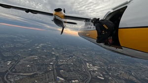 U.S. Army Golden Knights drop in to 2025 Army Navy Game