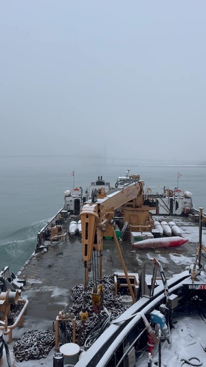 CGC Bristol Bay (WTGB 102) - Low Visibility