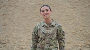 Jenna Maiuri Holiday Greeting