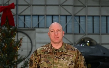Tech. Sgt. McNutt, holiday greeting
