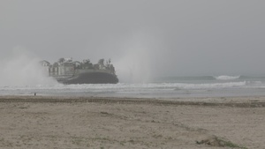 11th MEU Marines, Sailors Conduct Ship-To-Shore Movement