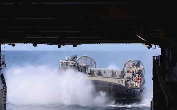 USS Iwo Jima Conducts Amphibious Operations