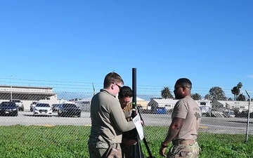 Steel Knight 25 BRoll: Communications setup