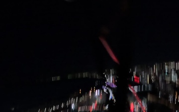 Soldiers from U.S. Army Golden Knights jump in to Soldier Field for Bears game