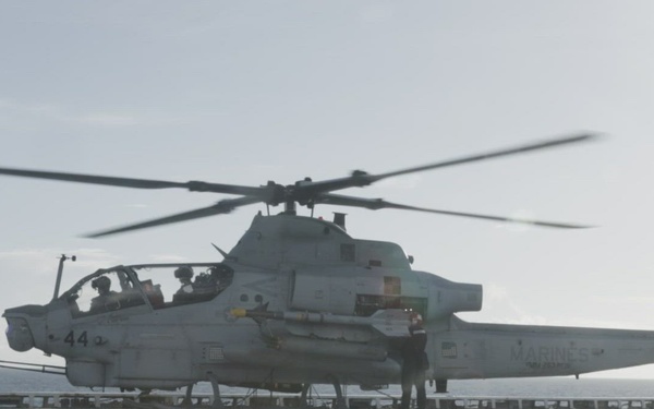 22nd MEU(SOC) | Flight Operations aboard the USS Fort Lauderdale