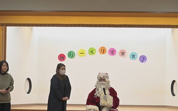 Santa Visits Japanese Elementary School
