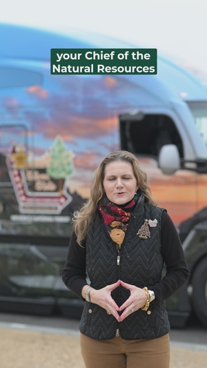 Dishin' the Dirt: The People's Tree