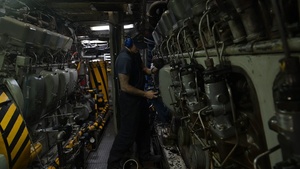 B-Roll: USCGC Polar Star (WAGB 10) main propulsion crew members conduct maintenance during Operation Deep Freeze 2026