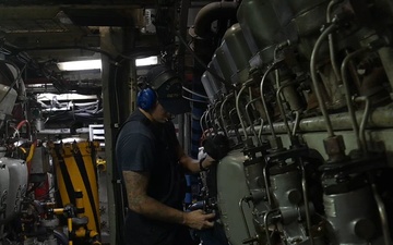 B-Roll: USCGC Polar Star (WAGB 10) main propulsion crew members conduct maintenance during Operation Deep Freeze 2026