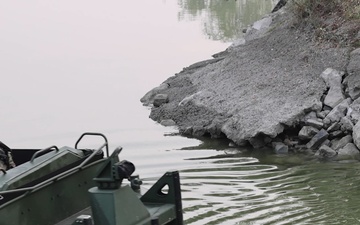 M30 Bridge Erection Boats in the Rio Grande (B-Roll)