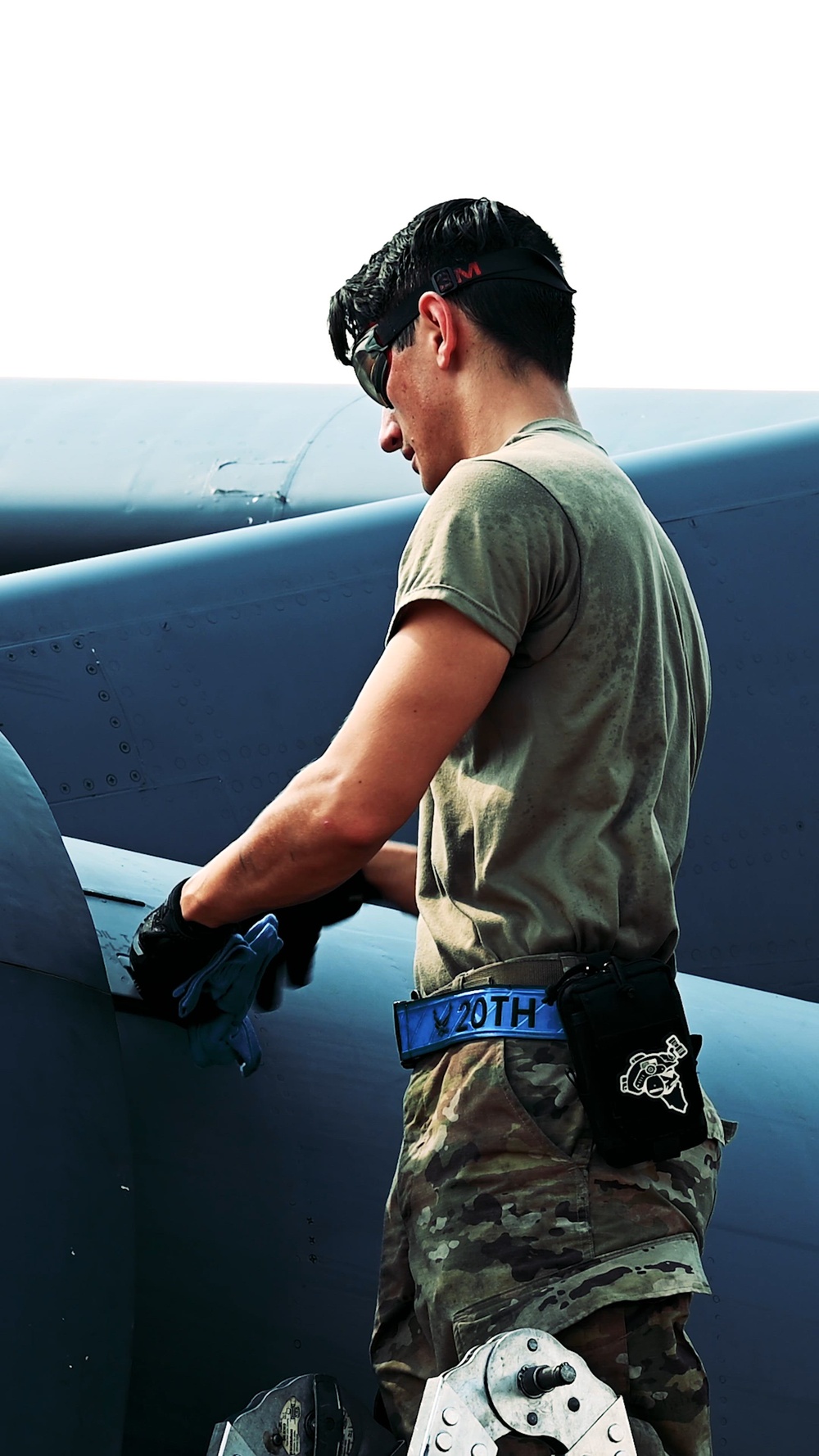 DVIDS - Video - 20th BGS Airmen Execute Rapid-Turn Inspection